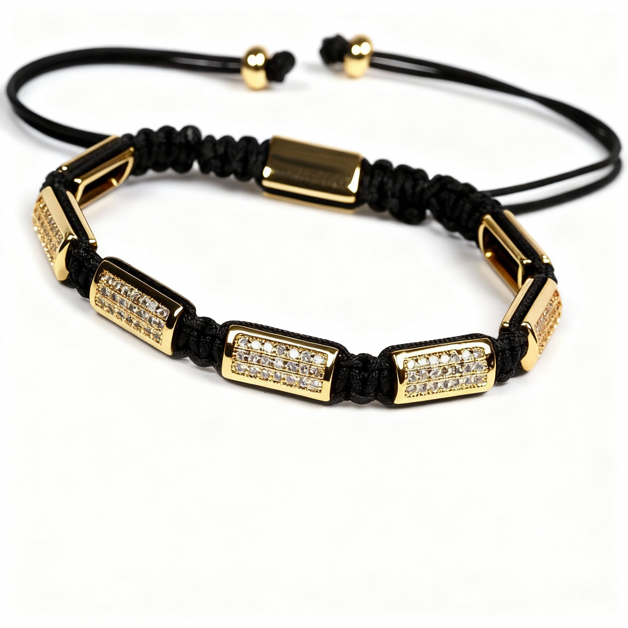 Luxury Crown Beaded Macramé Bracelet